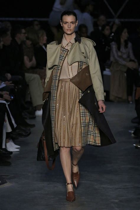 Burberry shows